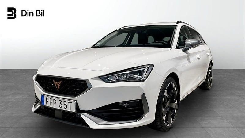 Vit Begagnad 2023 Cupra Leon Kombi | 249 900 kr (Bra pris) - Bild 1/4