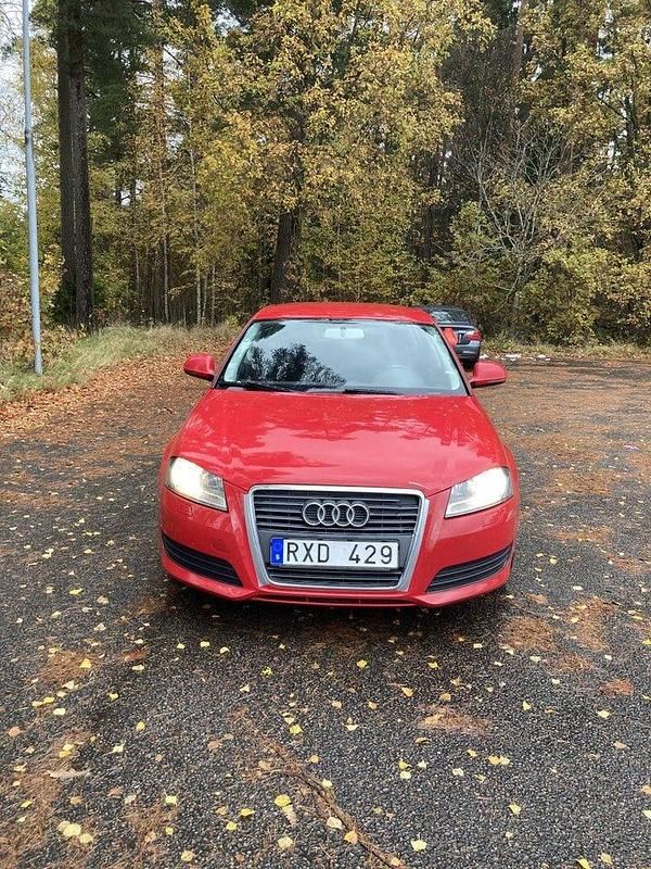 Begagnad 2010 Audi A3 Attraction Kombi | 45 000 kr (Marknadspris) - Bild 1/4