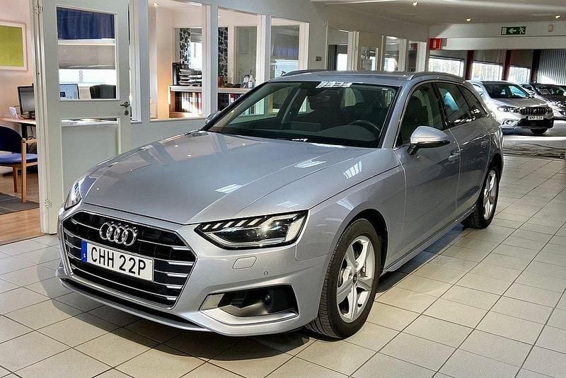 Silver Begagnad 2022 Audi A4 Advanced Kombi | 269 800 kr - Bild 1/4