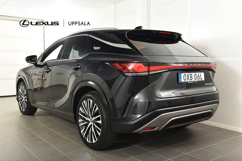 Begagnad Lexus RX350h Executive Line 250 HK (183 kW) 2023 Svartmetallic SUV