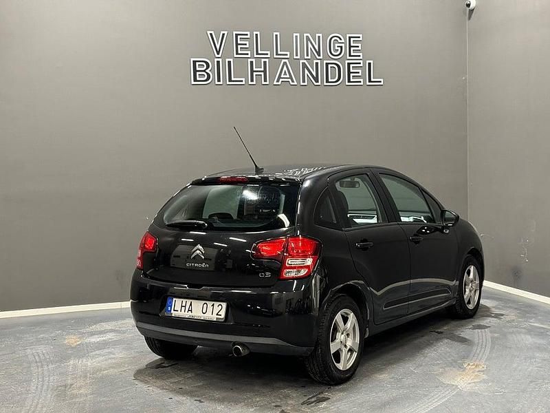 Begagnad Citroën C3 68 HK (50 kW) 2011 Svart Halvkombi