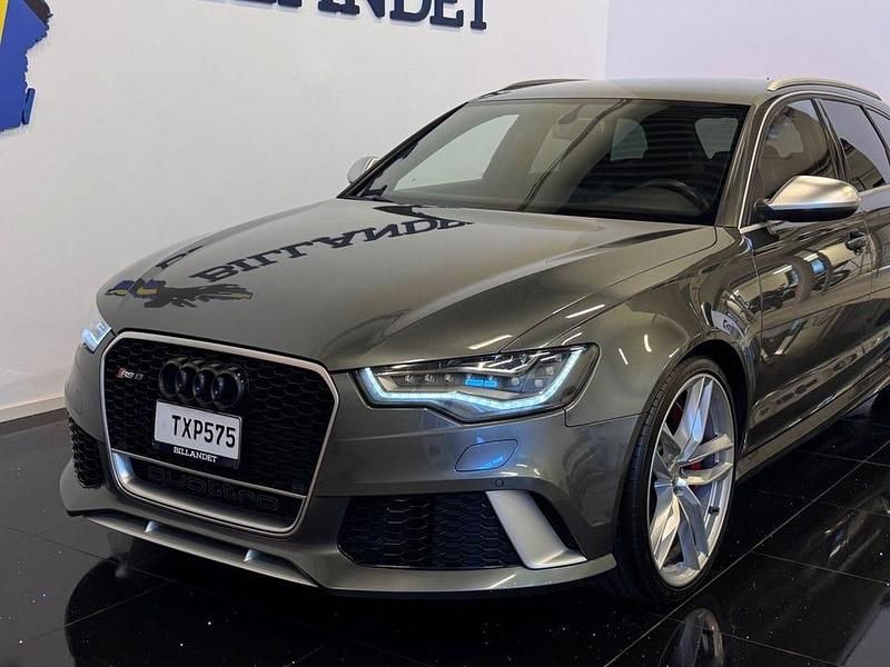 Begagnad Audi RS6 561 HK (412 kW) 2014 Grå Kombi