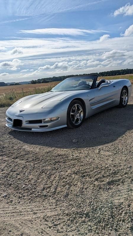 Begagnad Chevrolet Corvette 344 HK (253 kW) 1998 Cab