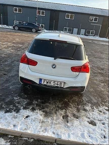 Begagnad BMW 118 136 HK (100 kW) 2019 Halvkombi