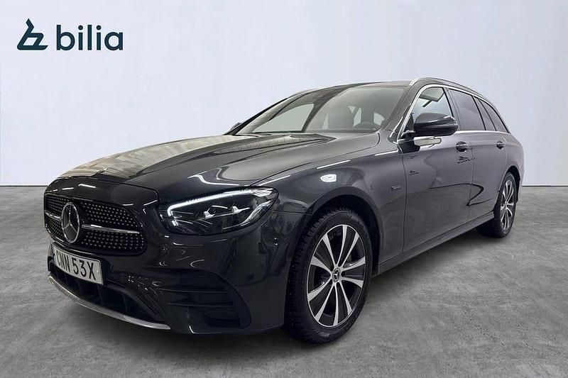 Begagnad Mercedes E300 AMG 310 HK (228 kW) 2021 Grå