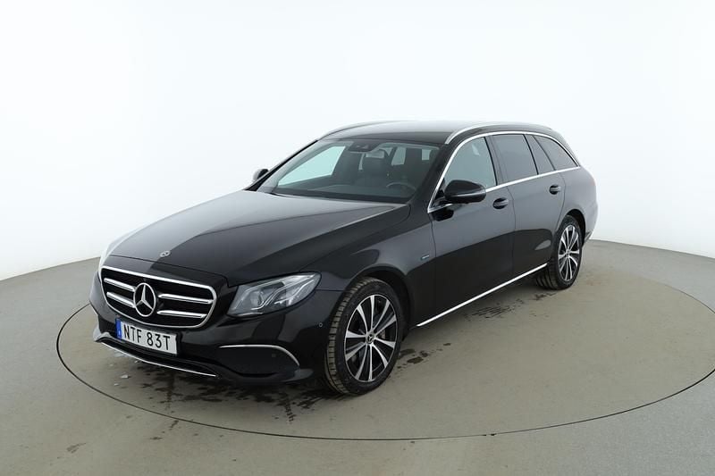 Svart Begagnad 2019 Mercedes E300 Avantgarde Kombi | 308 000 kr (Bra pris) - Bild 1/4