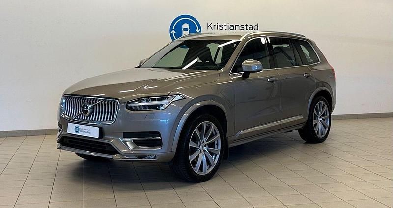Grå Begagnad 2019 Volvo XC90 Inscription SUV | 469 900 kr (Dyr) - Bild 1/4