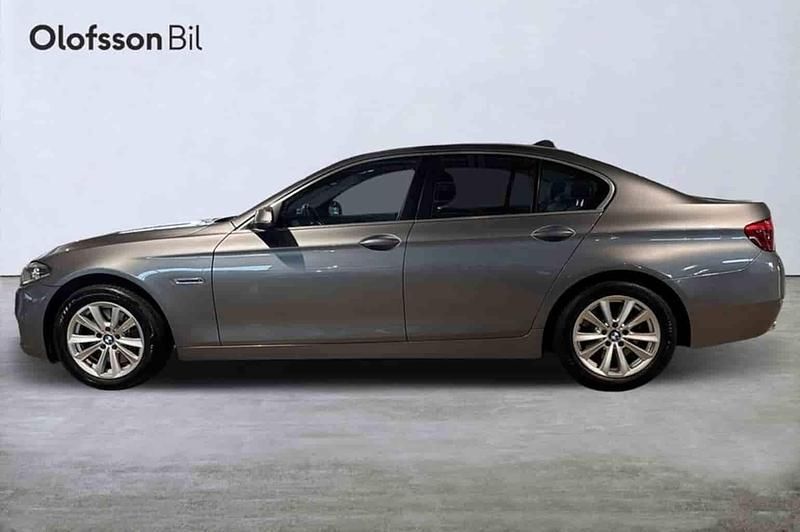 Grå Begagnad 2014 BMW 528 Sedan | 179 000 kr - Bild 1/1