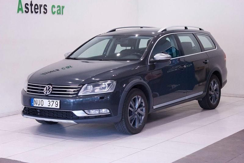 Mörkgrå Begagnad 2012 VW Passat Alltrack Kombi | 79 900 kr (Marknadspris) - Bild 1/4