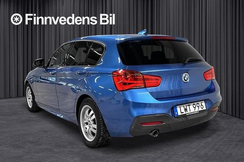 Begagnad BMW 118 137 HK (100 kW) 2016 Blå Halvkombi