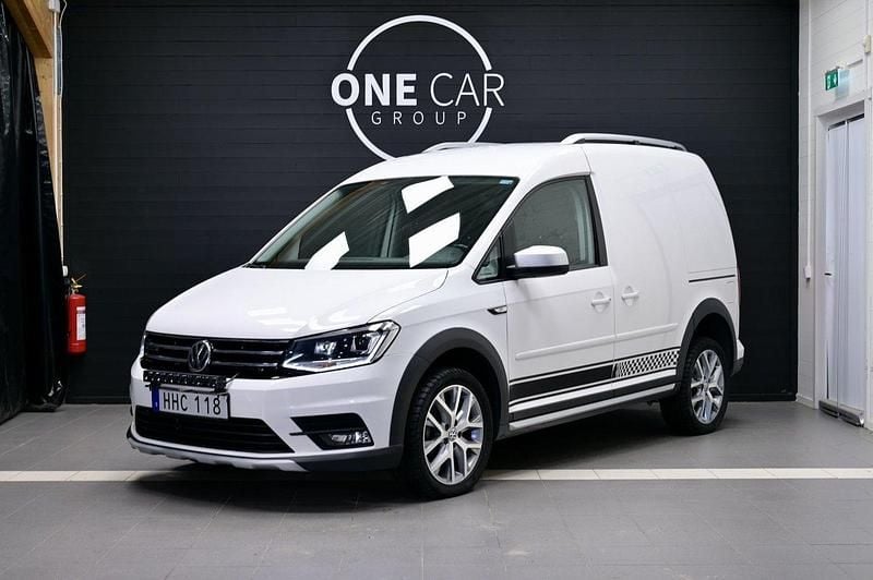 Vit Begagnad 2017 VW Caddy Minibuss | 249 800 kr - Bild 1/4