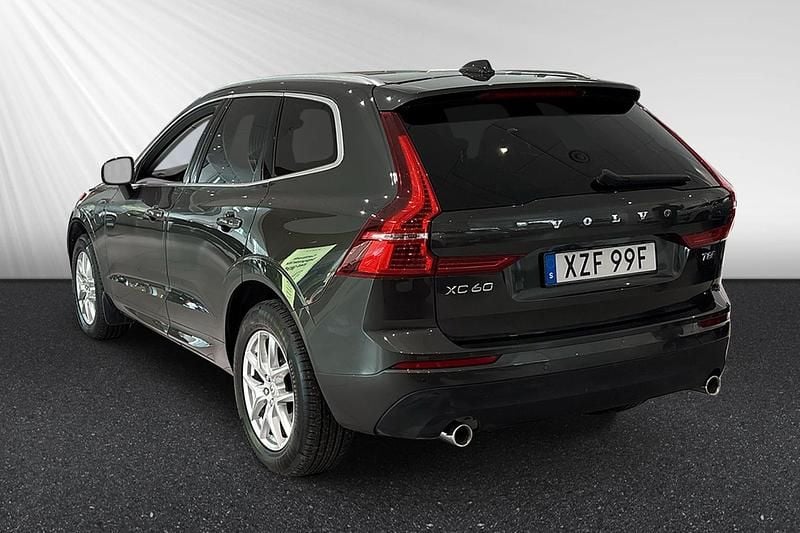 Begagnad Volvo XC60 Momentum 392 HK (288 kW) 2020 Grå SUV