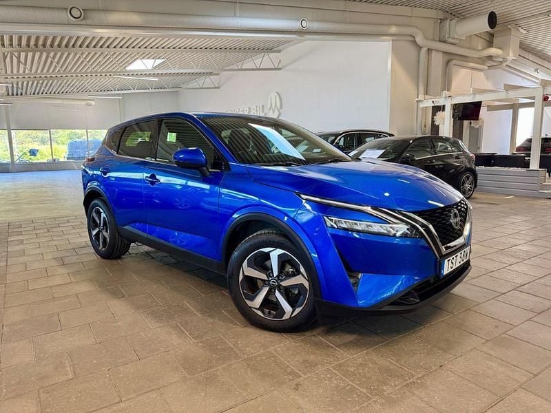 Blå Begagnad 2022 Nissan Qashqai 360º SUV | 289 500 kr (Marknadspris) - Bild 1/4