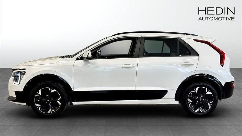 Begagnad Kia e-Niro 150 kW (204 HK) 2023 Vit SUV