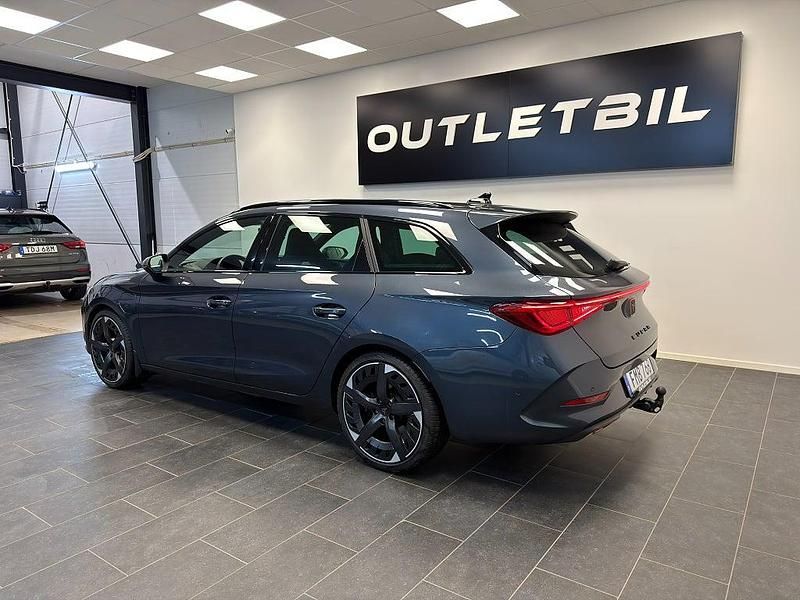 Begagnad Cupra Leon 150 HK (110 kW) 2022 Grå Kombi