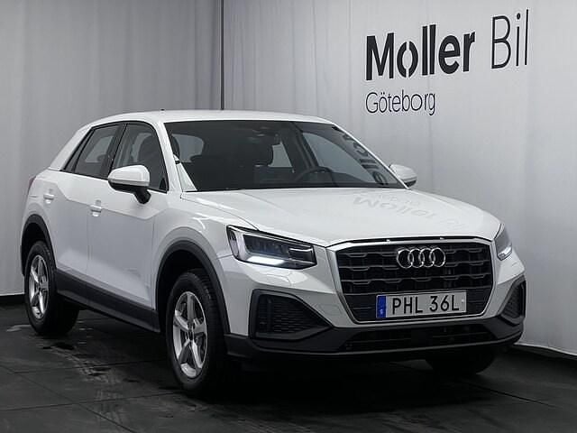 Vit Ny 2025 Audi Q2 Proline SUV | 249 900 kr (Bra pris) - Bild 1/4