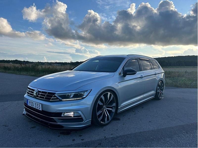 Silver Begagnad 2018 VW Passat GT Kombi | 219 900 kr (Marknadspris) - Bild 1/4