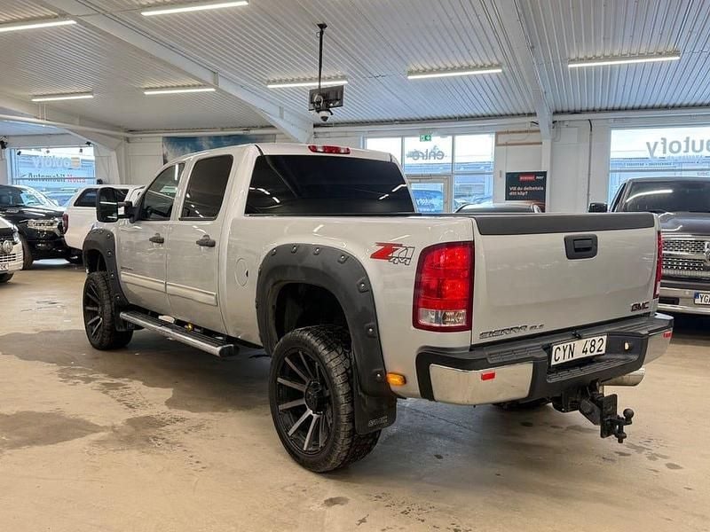 Begagnad GMC Sierra 403 HK (296 kW) 2011 Silver Pickup