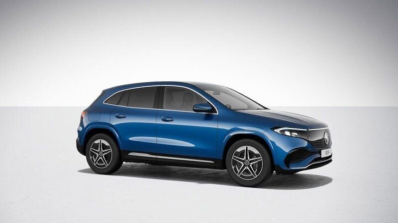 Grå Ny 2024 Mercedes EQA250+ AMG line SUV | 584 300 kr (Dyr) - Bild 1/4