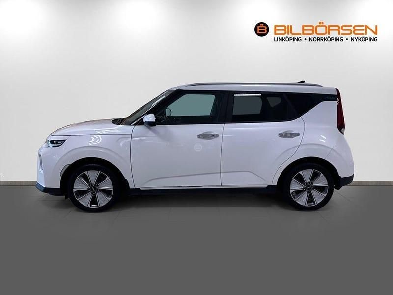 Begagnad Kia Soul EV Advance 150 kW (204 HK) 2022 Vit SUV