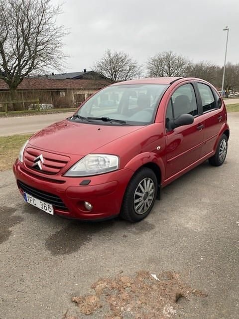 Begagnad Citroën C3 2005 Röd metallic