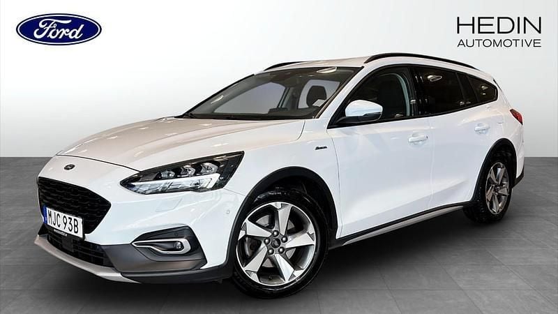 Vit (white) Begagnad 2019 Ford Focus Active Kombi | 179 900 kr - Bild 1/4
