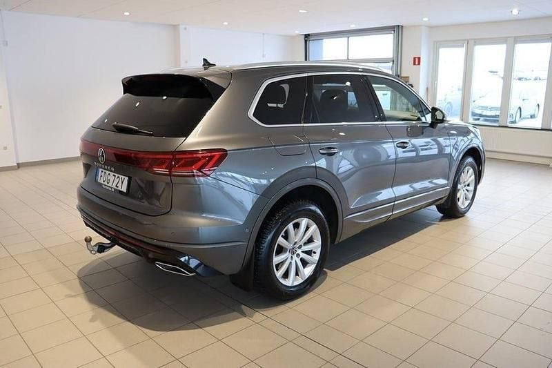 Begagnad VW Touareg 286 HK (210 kW) 2025 Silicon grey metallic SUV