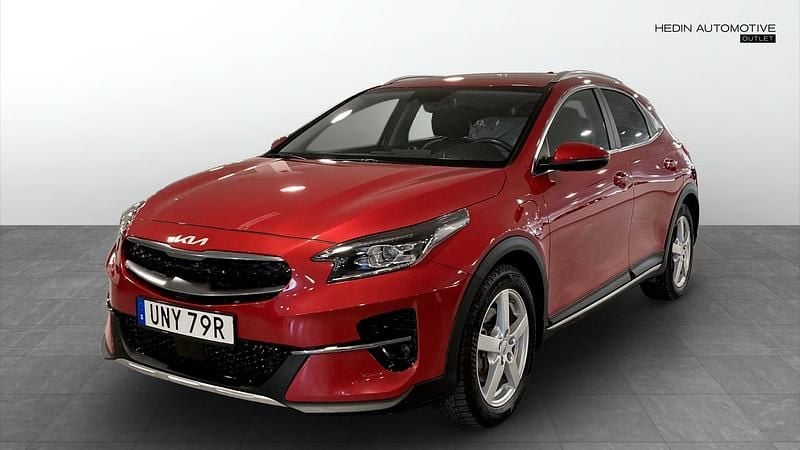 Röd (red) Begagnad 2022 Kia XCeed Advance SUV | 242 900 kr (Bra pris) - Bild 1/4
