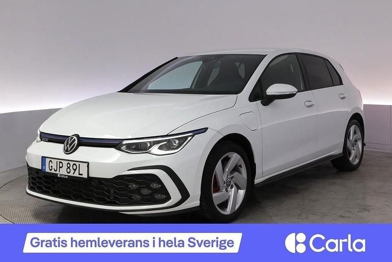 Vit Begagnad 2021 VW Golf VII GTE Halvkombi | 302 990 kr - Bild 1/2
