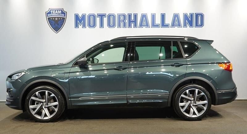Grön Begagnad 2024 Seat Tarraco FR SUV | 479 900 kr (Dyr) - Bild 1/4