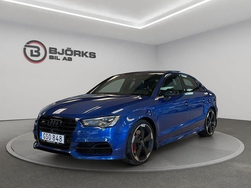 Blå Begagnad 2015 Audi S3 Design Sedan | 279 500 kr (Marknadspris) - Bild 1/4