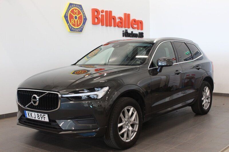Grå Begagnad 2020 Volvo XC60 Momentum SUV | 314 900 kr (Bra pris) - Bild 1/4