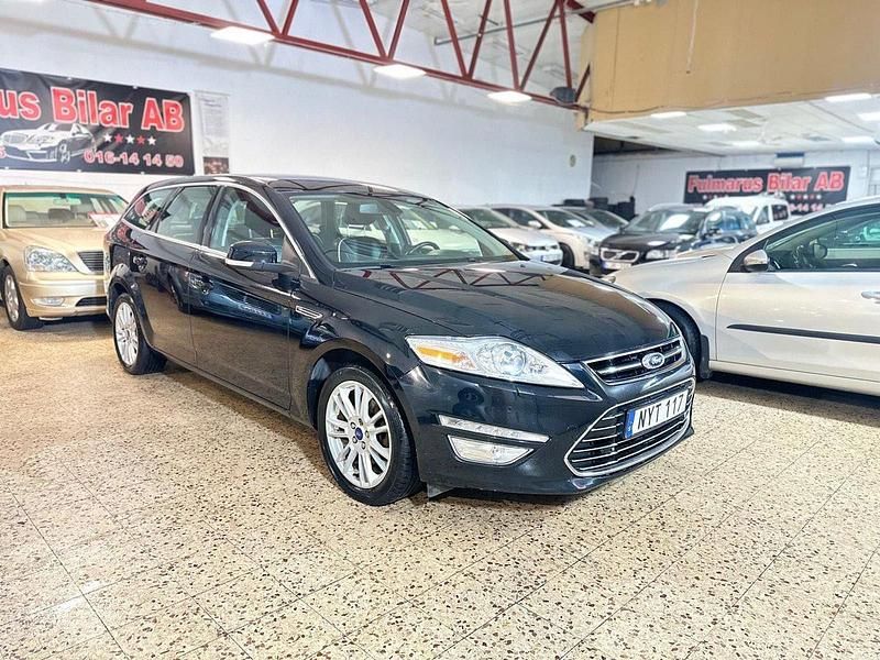 Svart Begagnad 2014 Ford Mondeo Kombi | 65 900 kr (Superpris) - Bild 1/4