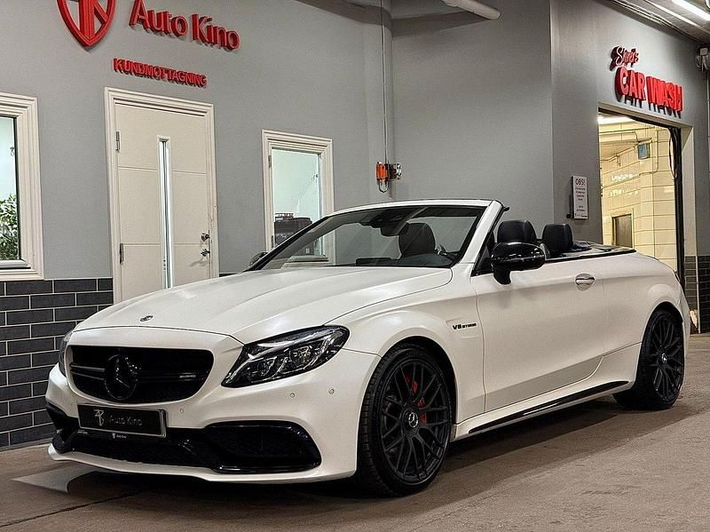 Vit Begagnad 2018 Mercedes C63S AMG AMG Cab | 759 000 kr (Lite dyr) - Bild 1/4
