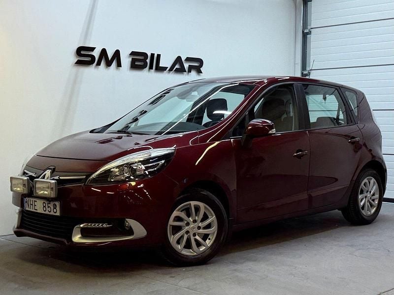 Röd Begagnad 2013 Renault Scénic III Minibuss | 69 900 kr (Marknadspris) - Bild 1/4