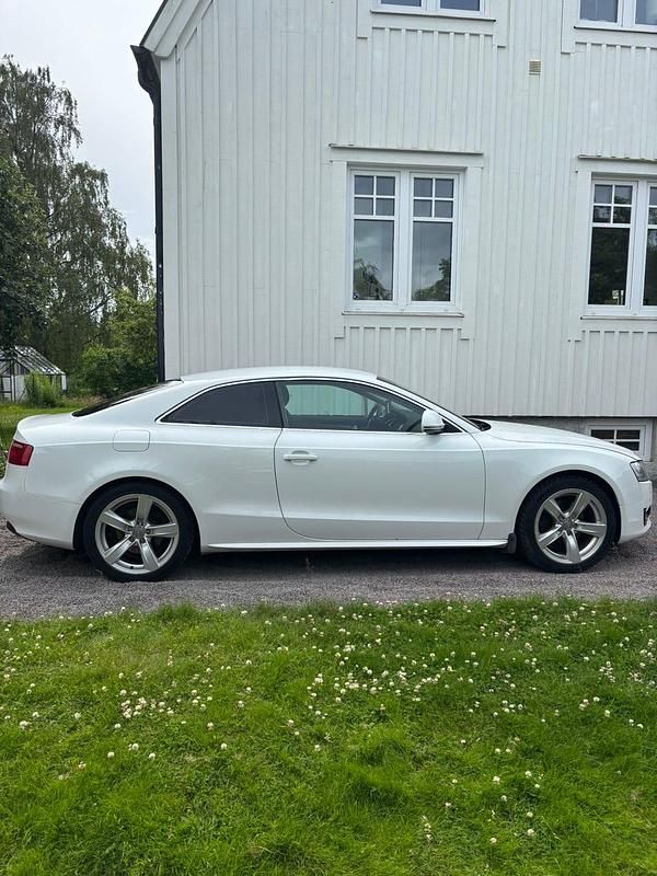 Begagnad Audi A5 170 HK (125 kW) 2009 Sportkupé