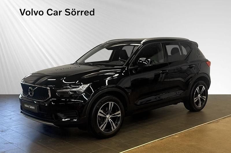 Svart Begagnad 2018 Volvo XC40 Momentum SUV | 269 900 kr (Marknadspris) - Bild 1/3