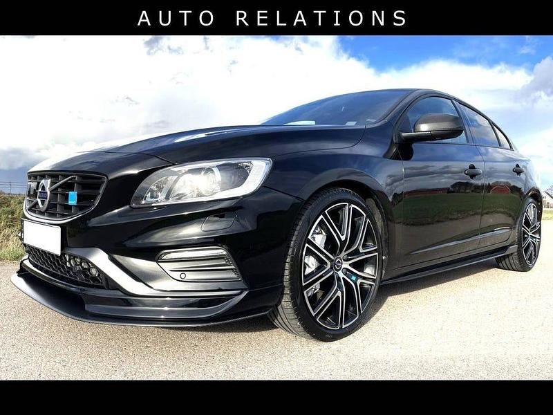 Svart Begagnad 2018 Volvo S60 Sedan | 349 900 kr - Bild 1/4