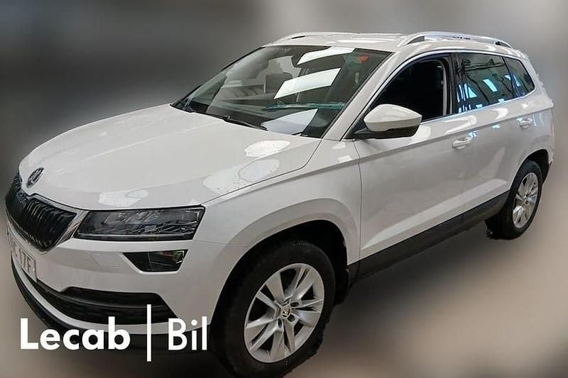 Vit Begagnad 2022 Skoda Karoq SUV | 242 500 kr (Bra pris) - Bild 1/1