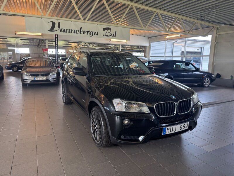Svart Begagnad 2012 BMW X3 SUV | 119 700 kr (Superpris) - Bild 1/4