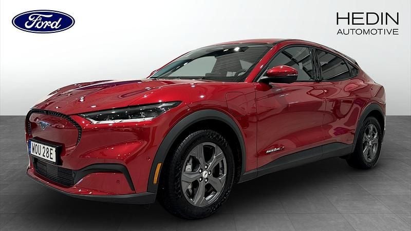 Röd Begagnad 2022 Ford Mustang Halvkombi | 379 900 kr - Bild 1/4