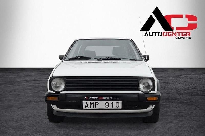 Begagnad VW Golf II 75 HK (55 kW) 1985 Vit Halvkombi