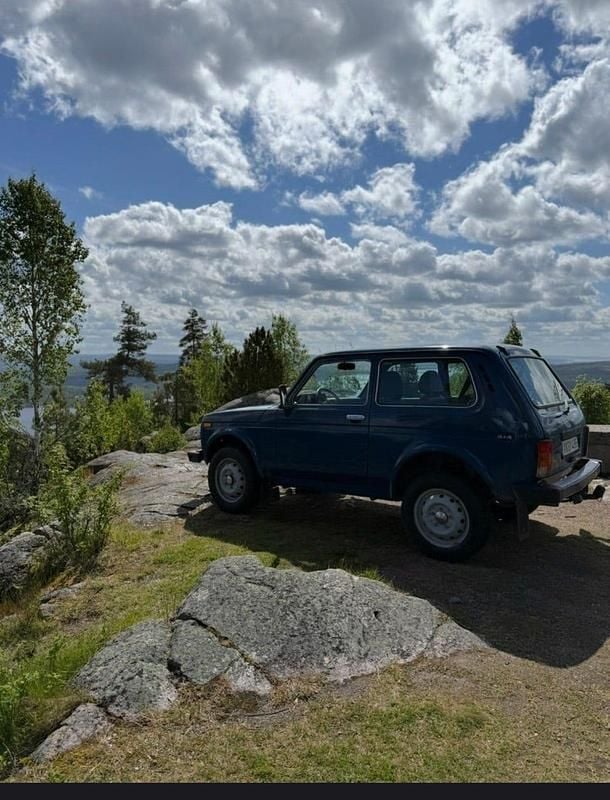 Begagnad Lada niva 2005 SUV
