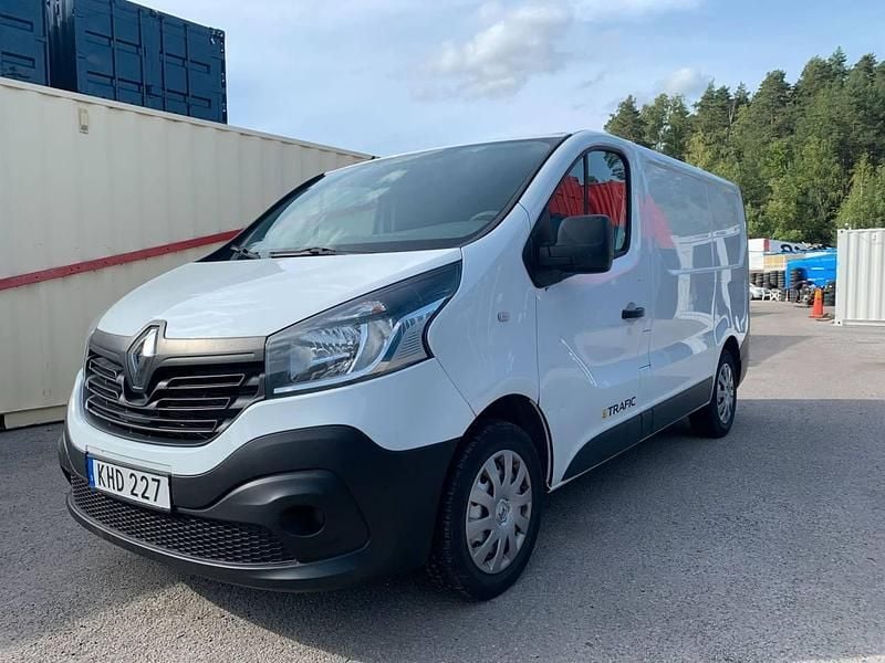 Vit Begagnad 2015 Renault Trafic Van | 99 900 kr (Superpris) - Bild 1/4