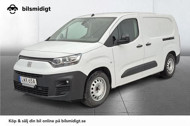 Vit Begagnad 2023 Fiat e-Doblò L2 50 kWh Minibuss | 299 900 kr - Bild 1/3