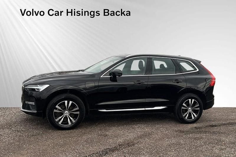 Begagnad Volvo XC60 Core 355 HK (261 kW) 2023 Svart SUV
