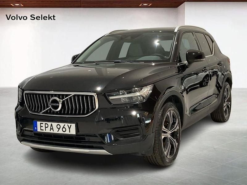 Begagnad Volvo XC40 Inscription 214 HK (157 kW) 2022 Svart SUV