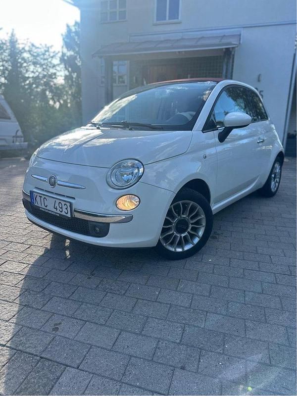 Vit Begagnad 2010 Fiat 500C Lounge Cab | 79 900 kr (Lite dyr) - Bild 1/4