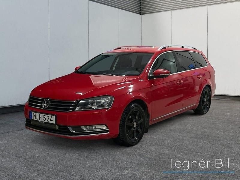 Röd Begagnad 2014 VW Passat Kombi | 49 900 kr (Bra pris) - Bild 1/4