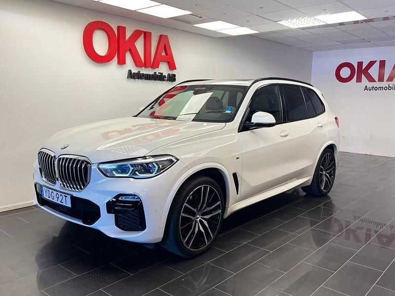 Vit Begagnad 2019 BMW X5 M Sport SUV | 549 900 kr (Bra pris) - Bild 1/4